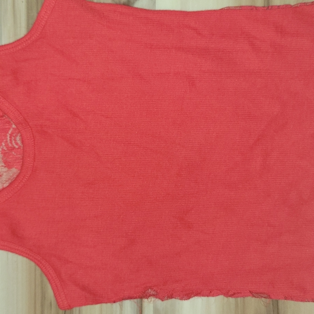 Red Ribbed With Lace See Thru Back Tank Top - Picture 4 of 9
